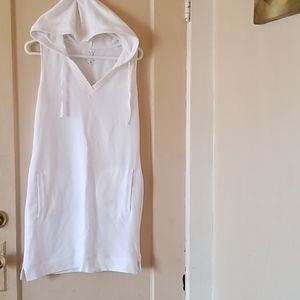 NY & COMPANY sleeveless sporty dress w/hood!